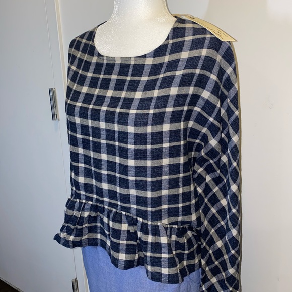 Crop top Blouse - Picture 2 of 4